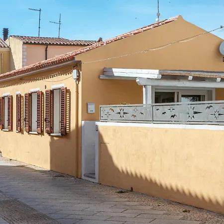 Casa Adua 1 *